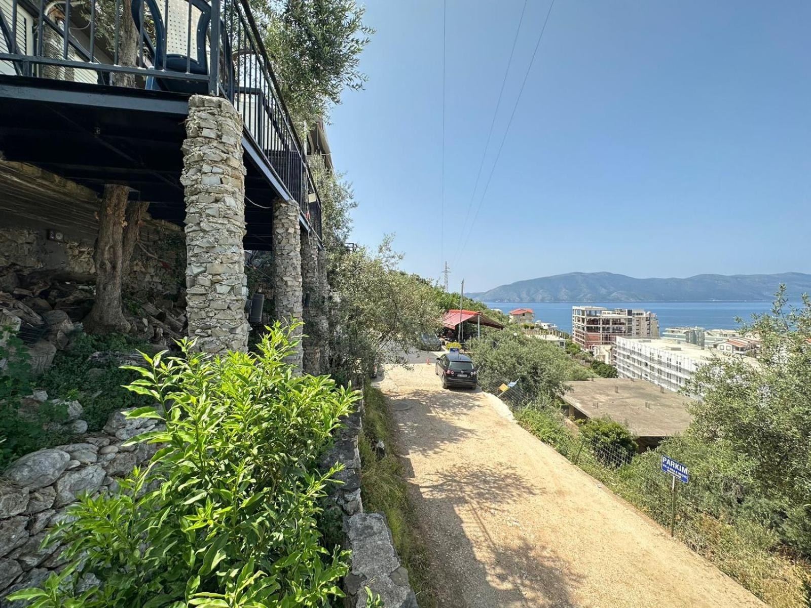 Hotel Vila "Oda E Miqve" Vlore Exterior photo